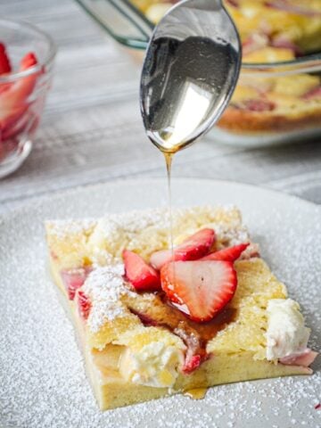 Looking for a sourdough discard recipe? Try this TASTY recipe for Strawberry Cream Cheese Sourdough Baked Pancake. You won't regret it!