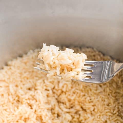 After trying what feels like a billion Instant Pot Brown Rice recipes, I found the perfect method that gives great results every time! No more soggy, puffy brown rice!