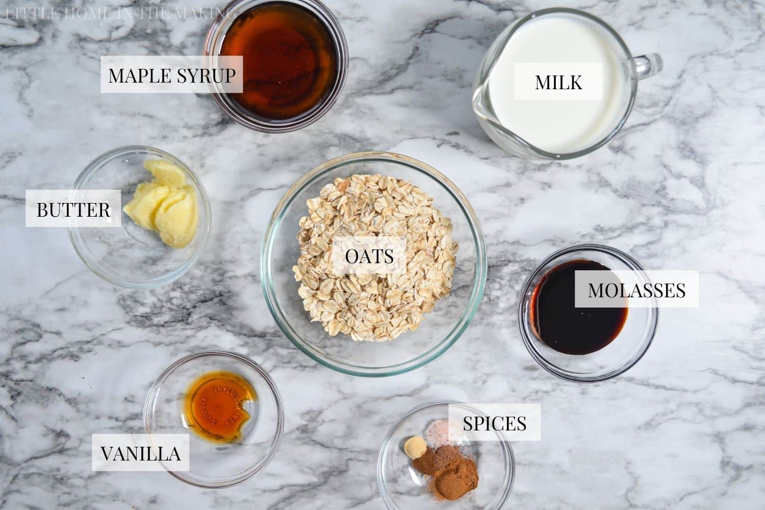 The ingredients you need to make a healthy bowl of filling oatmeal.